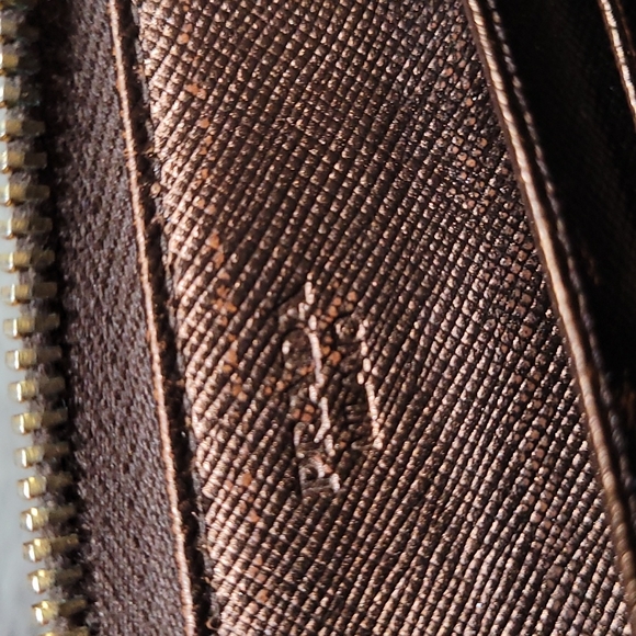 Prada Zip Wallet | Plum Saffiano Leather - Picture 13 of 16